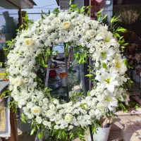 تاج گل ترحیم ۸۰۰تومان|خدمات پذیرایی، مراسم|اراک, |دیوار