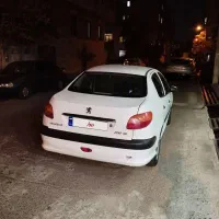 206 صندوقدار موتور بزرگ