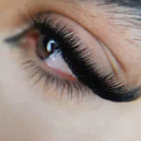 اکستنشن ، کاشت مژه و لیفت و لمینت مژه و ابرو