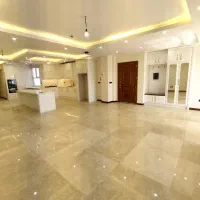 ۱۳۰ متر/۲خواب/۲پارکینگ|اجارهٔ آپارتمان|تهران, قلهک|دیوار