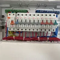 برقکار،خدمات‌تخصصی برق‌ساختمان،روشنایی‌وحفاظتی