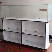 ویترین مغازه