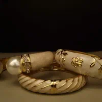 بنگل مینا کاری