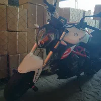 بنلی ۳۰۰مدل ۱۴۰۱