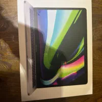 MacBook Pro M2 (2022)