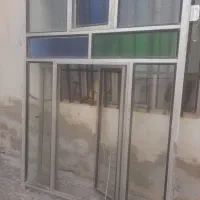 پنجره آلومینیومی سنگین در حد نو