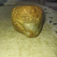 سنگ قیمتی یک عدد سنگ قیمتی تقریباً به وزن ی|کلکسیون اشیاء عتیقه|ارومیه, |دیوار