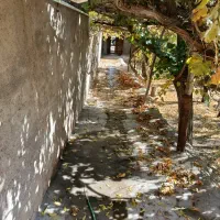 خانه باغ ویلایی قدیمی ساخت مناسب برای بوم گردی|فروش خانه و ویلا|نائین, |دیوار