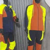 فروشنده با تجربه خانوم