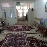 اخانه ای دوطبقه هم کف وبالا و نما سرامیک|اجارهٔ خانه و ویلا|قم, علی آباد|دیوار