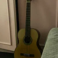 گیتار کلاسیک انجل لوپز