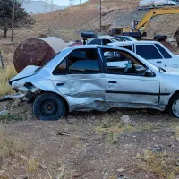 پژو ۴۰۵ تصادفی|خودرو سواری و وانت|بروجرد, |دیوار