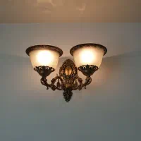 لوستر دیواری