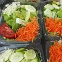 تهیه انواع سالاد و اش ماست واش  وگوجه