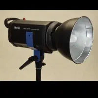 فلش متل ۳۰۰ ژول|دوربین عکاسی و فیلم‌برداری|قم, شاه احمد قاسم|دیوار