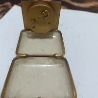 ساعت قدیمی رومیزی کوچیک