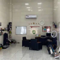 شاگرد نقاشی خودرو