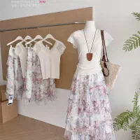 استخدام فروشنده پوشاک زنانه