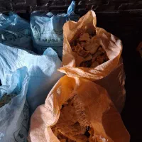 نون خشک بربری کیلوی ۴۰ هزارتومان