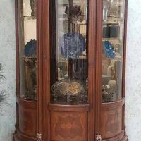 ویترین و بوفه