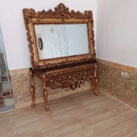 آیینه و کنسول شیک پسند