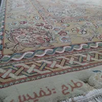 فرش ۹ متری ۷۰۰ شانه نگین مشهد در حد نو