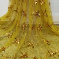 چند قواره پارچه مجلسی|لباس|آبدانان, |دیوار