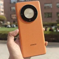 دوربین و کارتن honor X9b آنر