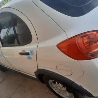 سواری کویک هاچ بک R