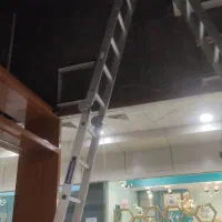 نردبان اجاره‌ ای بلند ساعتی و روزانه