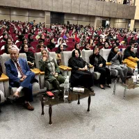 منشی آموزشگاه علمی