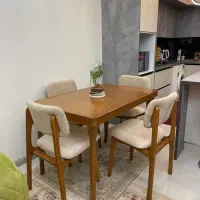 میز غذاخوری ۴ نفره