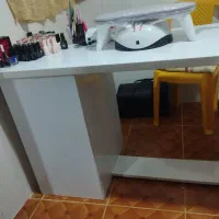 میز کاشت ناخن