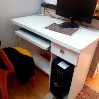 میز کامپیوتر یا تحریر