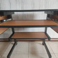 میز کامپیوتر نو و سالم بدون هیچ ضربه و شکستگی|میز تحریر و کامپیوتر|اصفهان, رزمندگان|دیوار