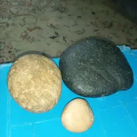سه قطعه سنگ قدیمی بامهر بشرط اصالت