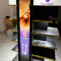 قفسه چوبی برای لوازم ارایشی