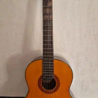 گیتار یاماها C70