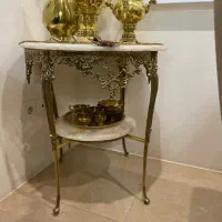 میز برنز بزرگ