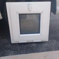 پنجره هواکش کلنگی حمام و سرویس