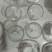 ست گیلاس ۱۸ نفره و کاشه خورش مدل برگ ۳ عدد