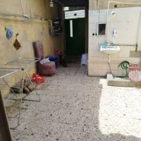 منزل در سه راهی فروشی