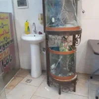آکواریوم با پایه کامل