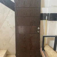 دو لنگه درب مناسب اتاق خواب و سرویس بهداشتی