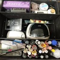 وسایل نو و کامل کاشت ناخن|آرایشگاه و سالنهای زیبایی|کوار, |دیوار