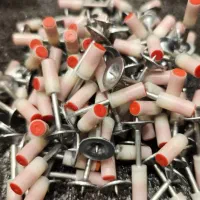 میخ و چاشنی