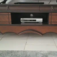 میز تلویزیون نو و سالم چوب گردو