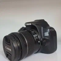 دوربین Canon 250D تمیز و کم‌کارکرد
