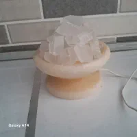 آباژور سنگ نمک. چراغ خواب ابر باران زا
