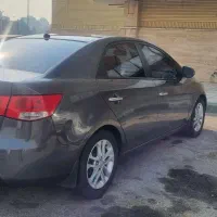 سراتو آپشنال ۹۷ خاکستری